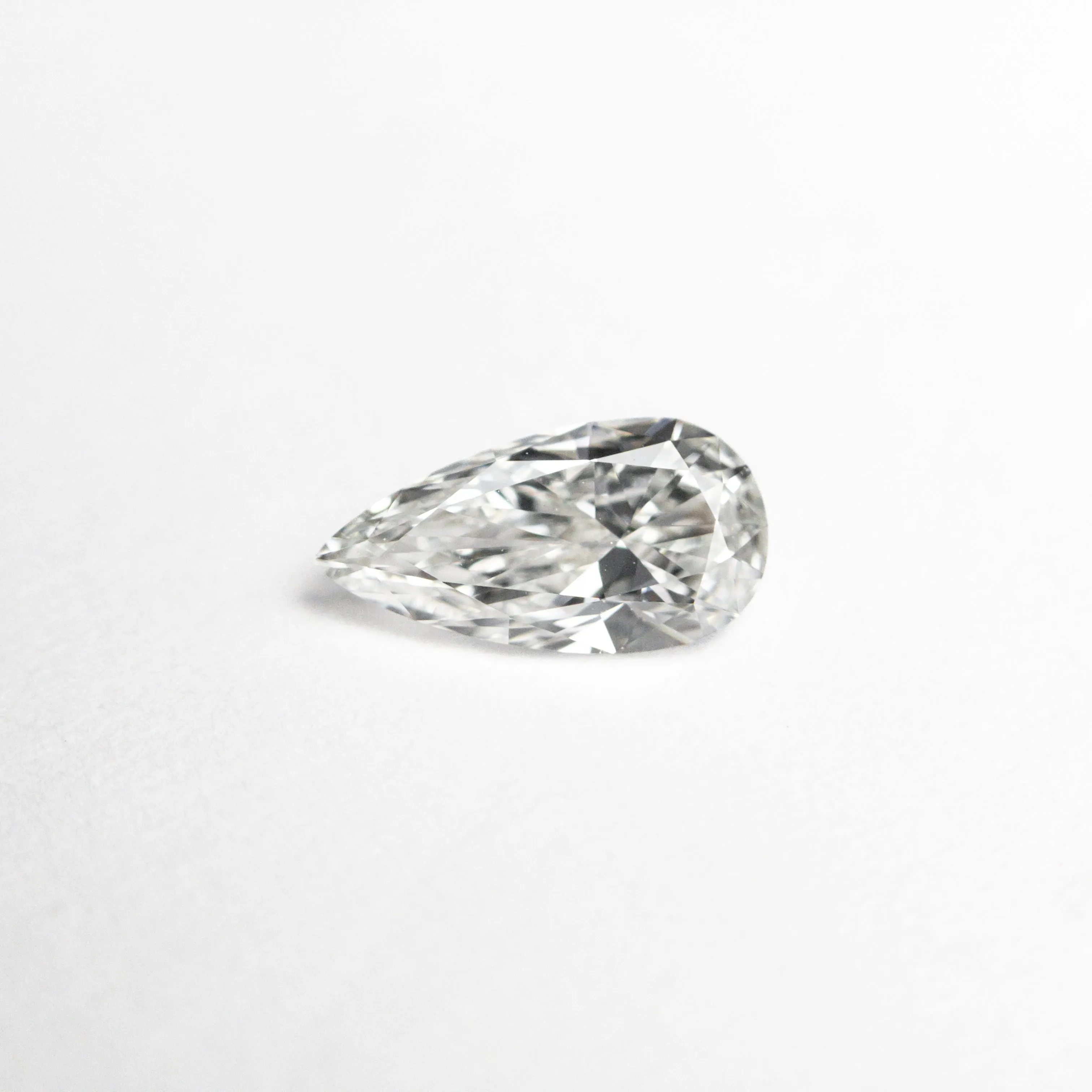 0.34ct 6.84x3.51x2.13mm VS1 F Pear Brilliant 19438-26