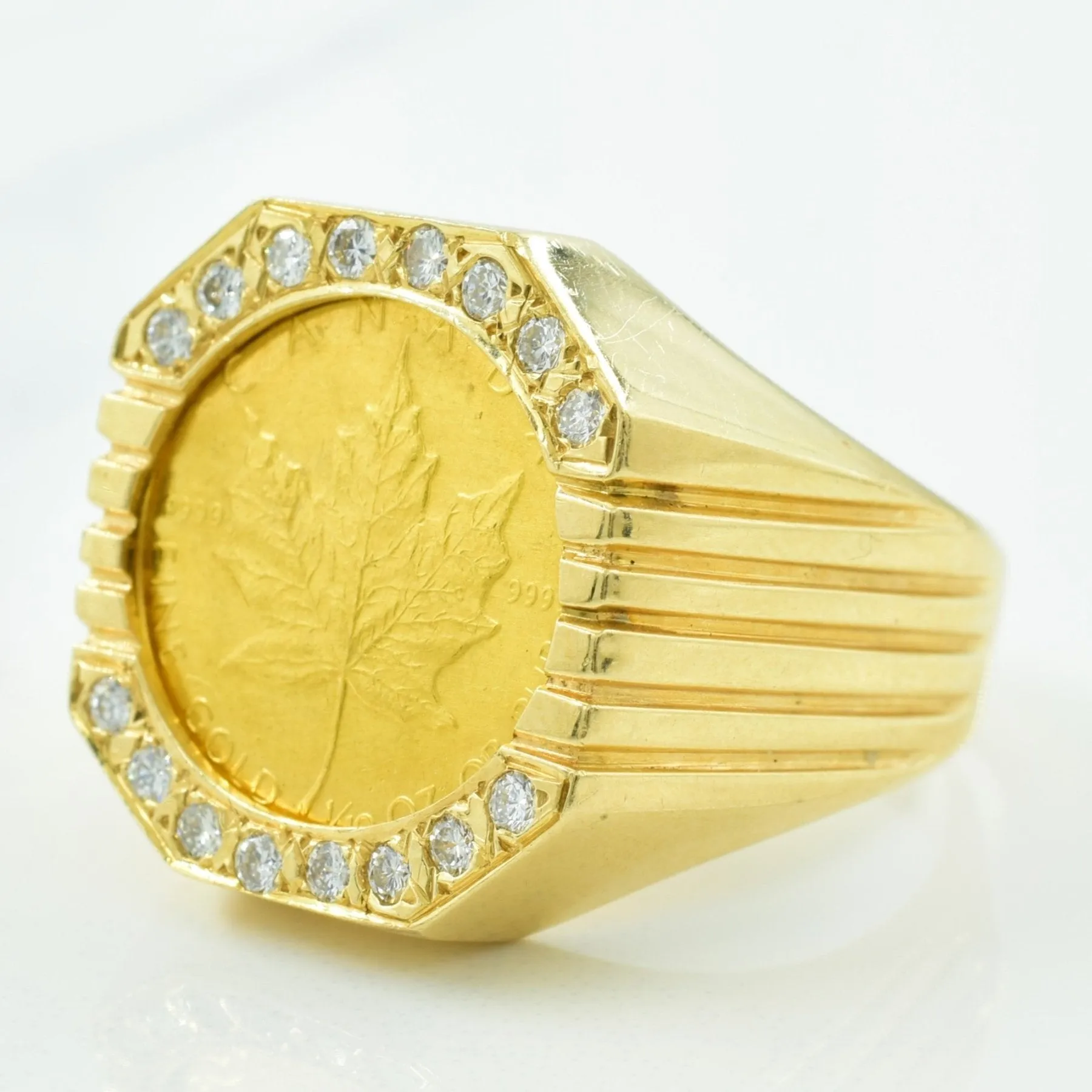 1/10oz Gold Maple & Diamond Ring | 0.32ctw | SZ 9.5 |