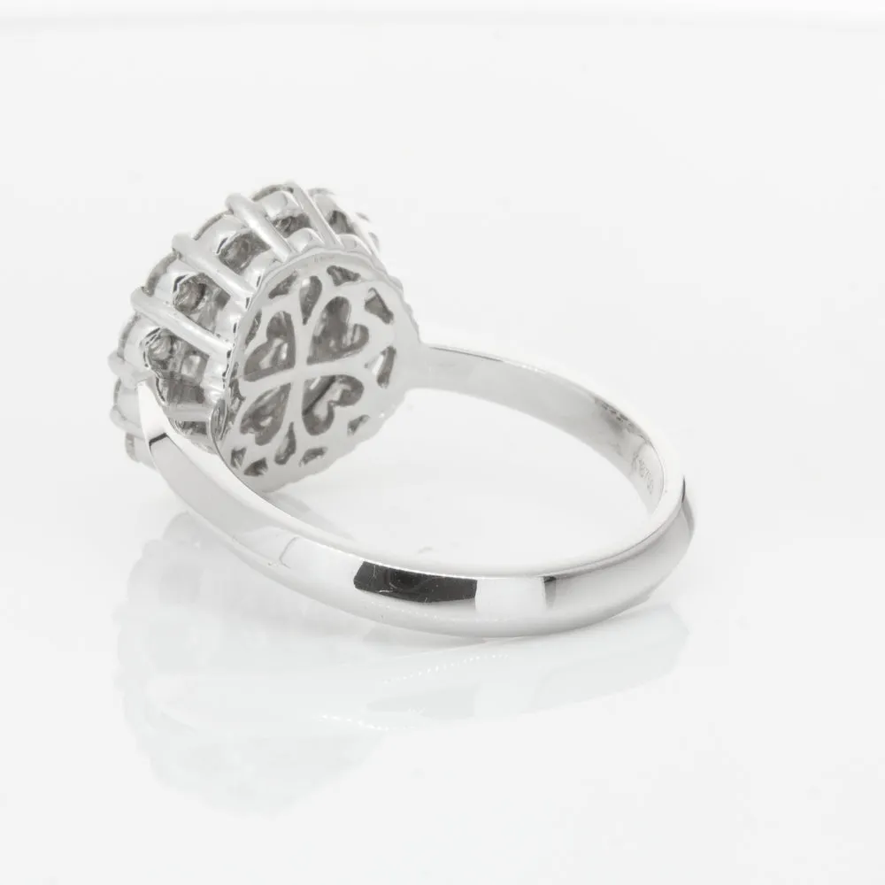 18ct White Gold Diamond Cluster Ring