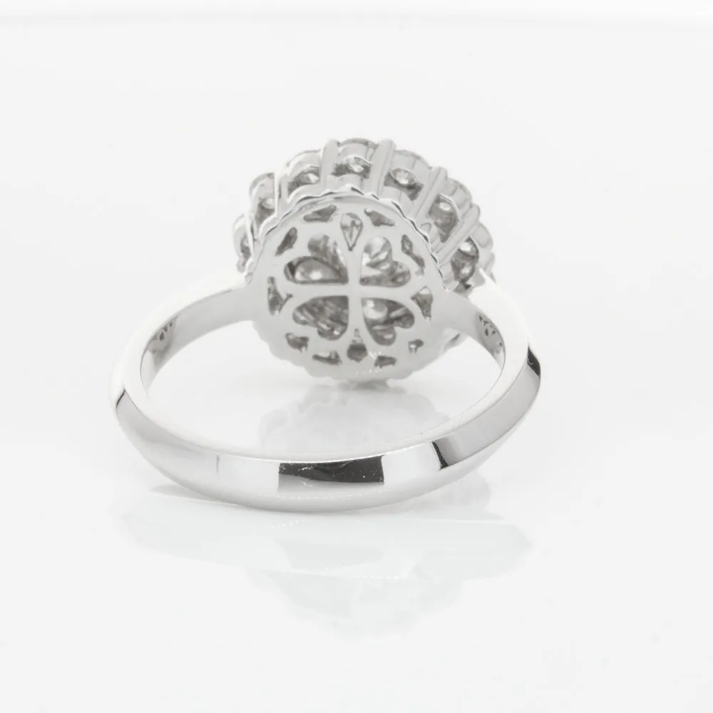 18ct White Gold Diamond Cluster Ring