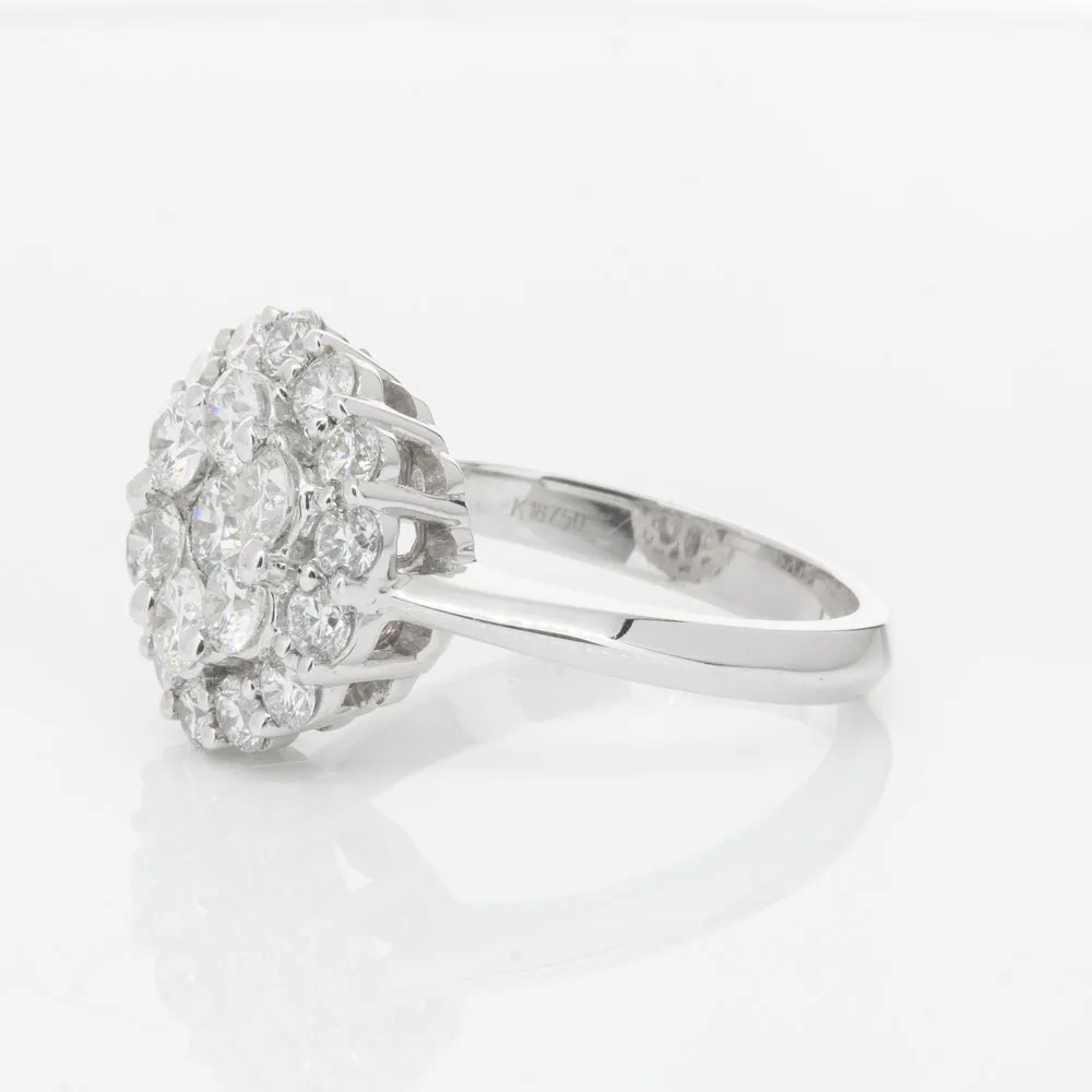 18ct White Gold Diamond Cluster Ring