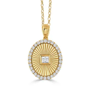 18K YELLOW GOLD AND DIAMOND OVAL PENDANT