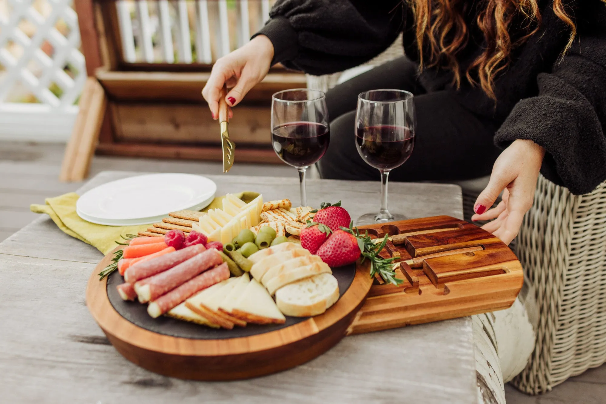 Atlanta Braves - Insignia Acacia and Slate Serving Board with Cheese Tools