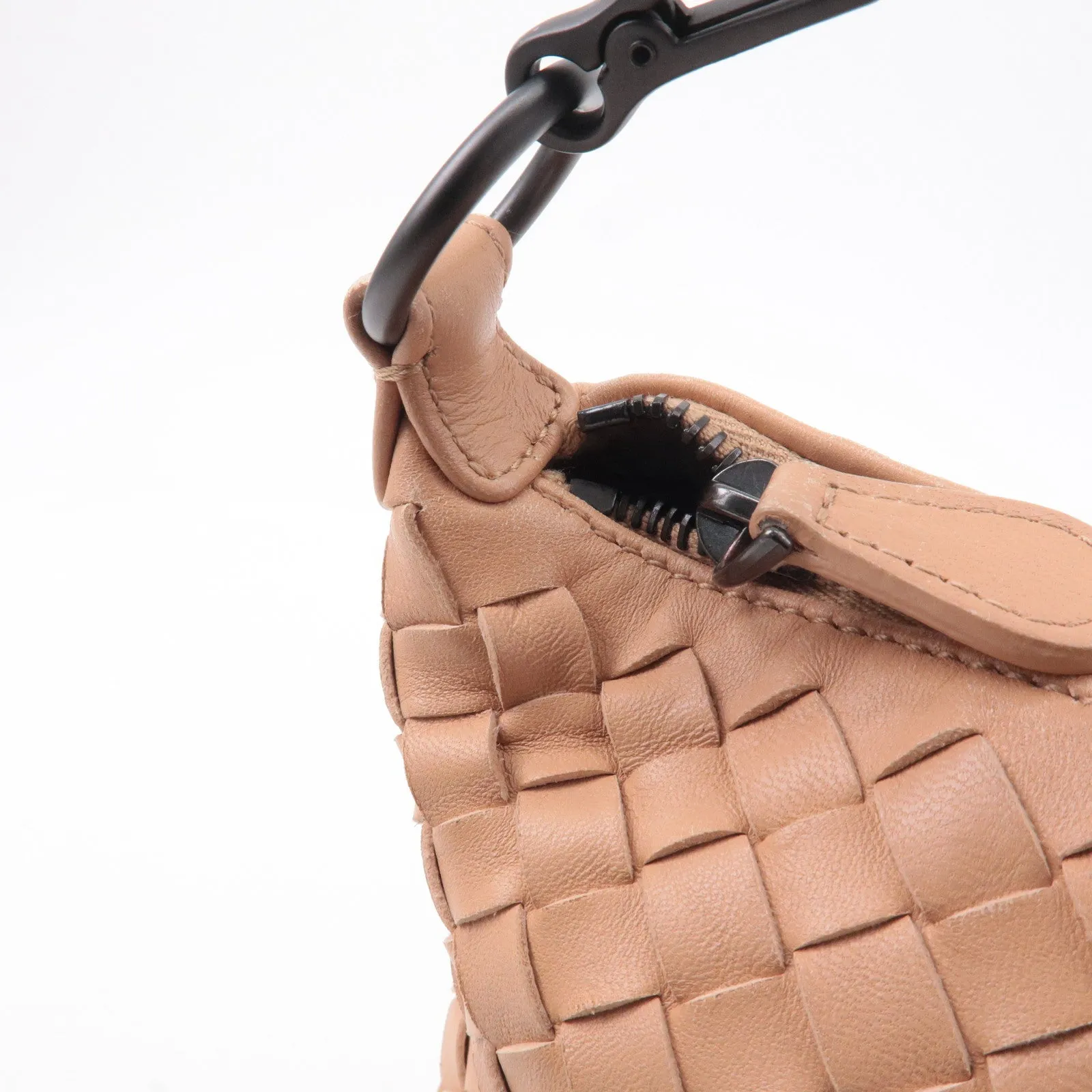 BOTTEGA VENETA Intrecciato Leather Shoulder Bag Beige 239988