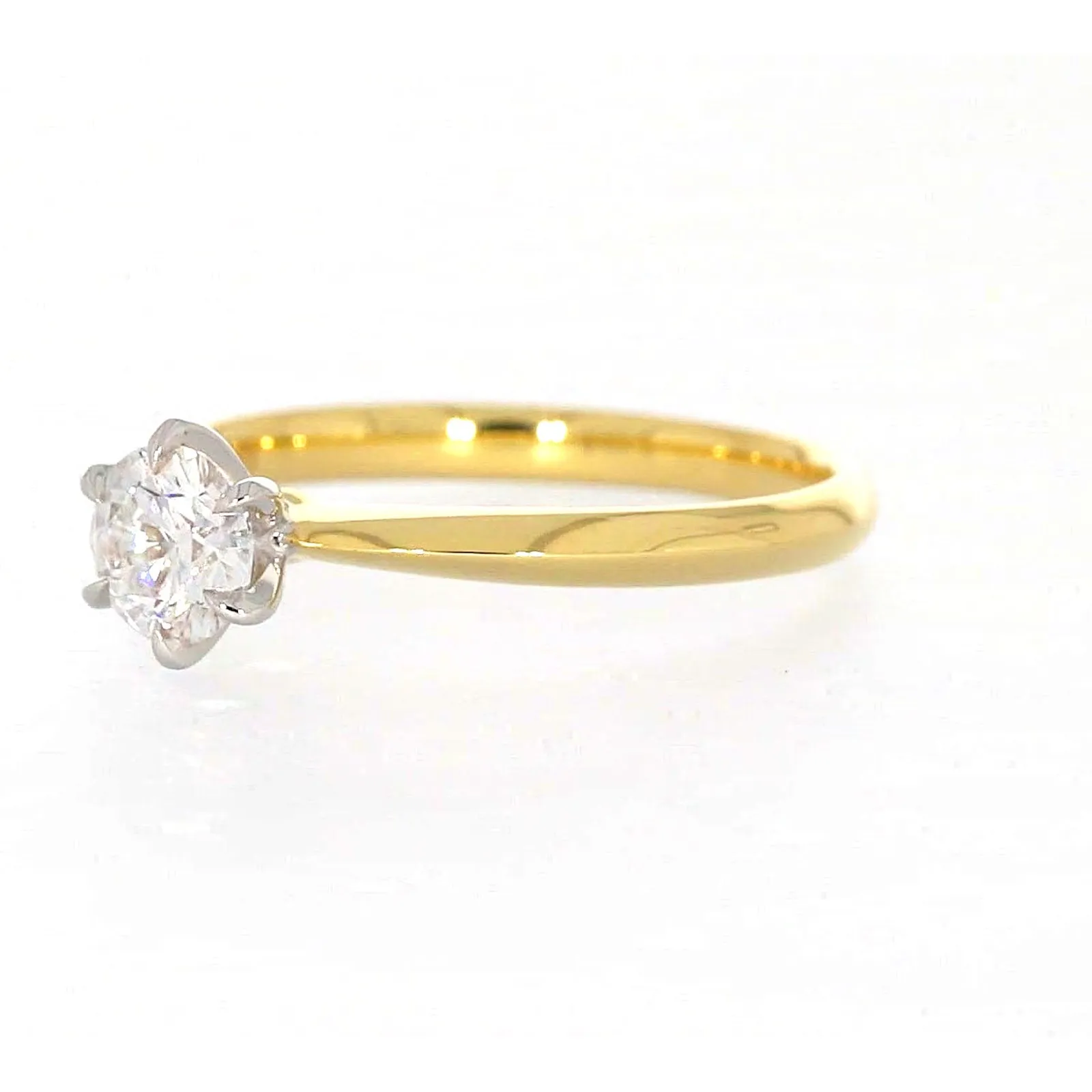 Celebration 18ct Yellow Gold Round Brilliant Cut 1/2 Carat tw of Certified Lab Grown Diamonds Ring