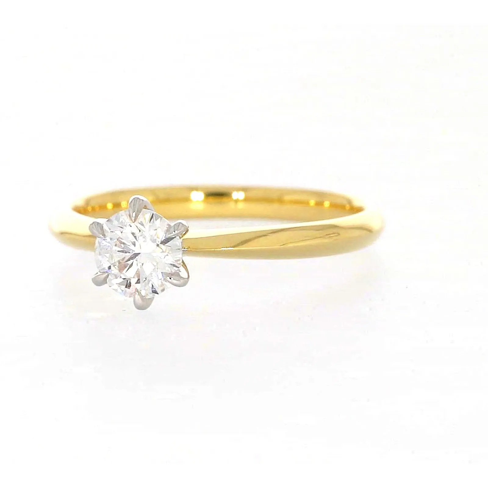 Celebration 18ct Yellow Gold Round Brilliant Cut 1/2 Carat tw of Certified Lab Grown Diamonds Ring