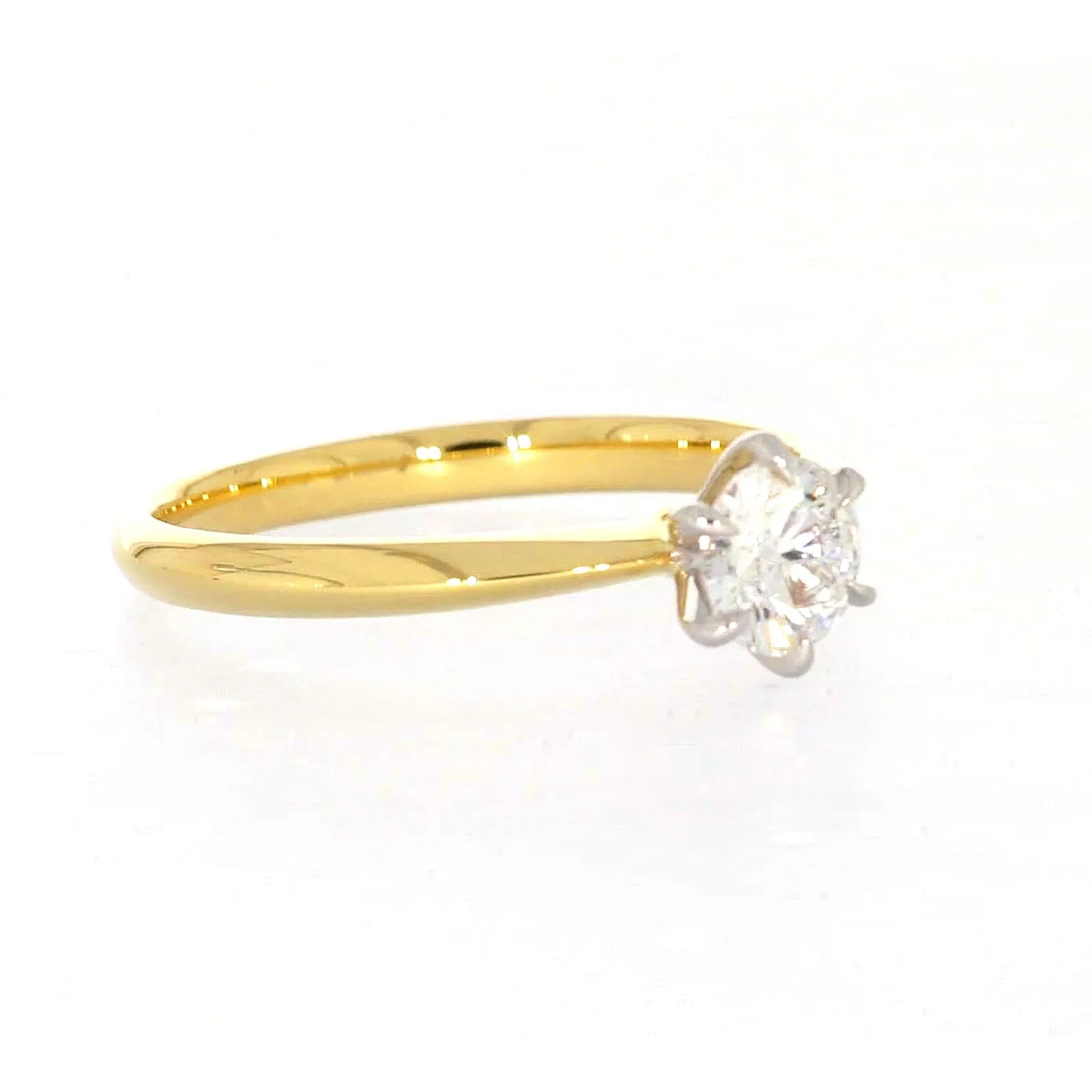 Celebration 18ct Yellow Gold Round Brilliant Cut 1/2 Carat tw of Certified Lab Grown Diamonds Ring