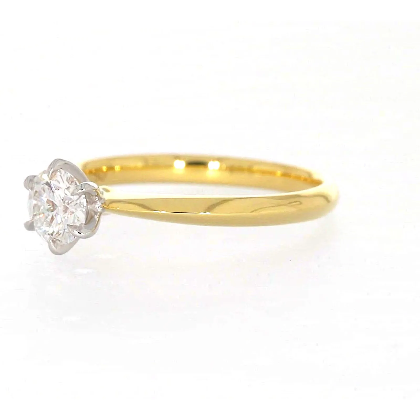 Celebration 18ct Yellow Gold Round Brilliant Cut 1/2 Carat tw of Certified Lab Grown Diamonds Ring