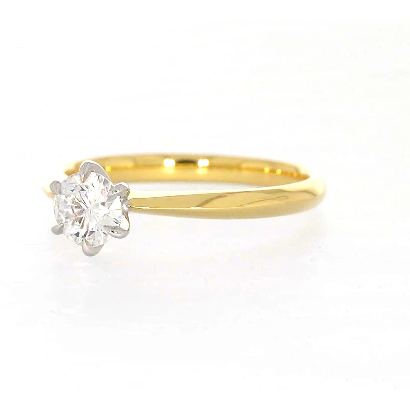 Celebration 18ct Yellow Gold Round Brilliant Cut 1/2 Carat tw of Certified Lab Grown Diamonds Ring