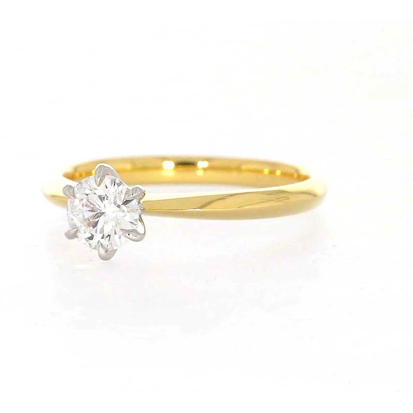 Celebration 18ct Yellow Gold Round Brilliant Cut 1/2 Carat tw of Certified Lab Grown Diamonds Ring