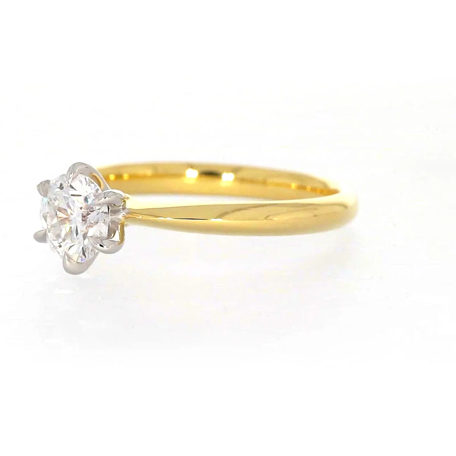 Celebration 18ct Yellow Gold Round Brilliant Cut 3/4 Carat tw of Certified Lab Grown Diamonds Ring