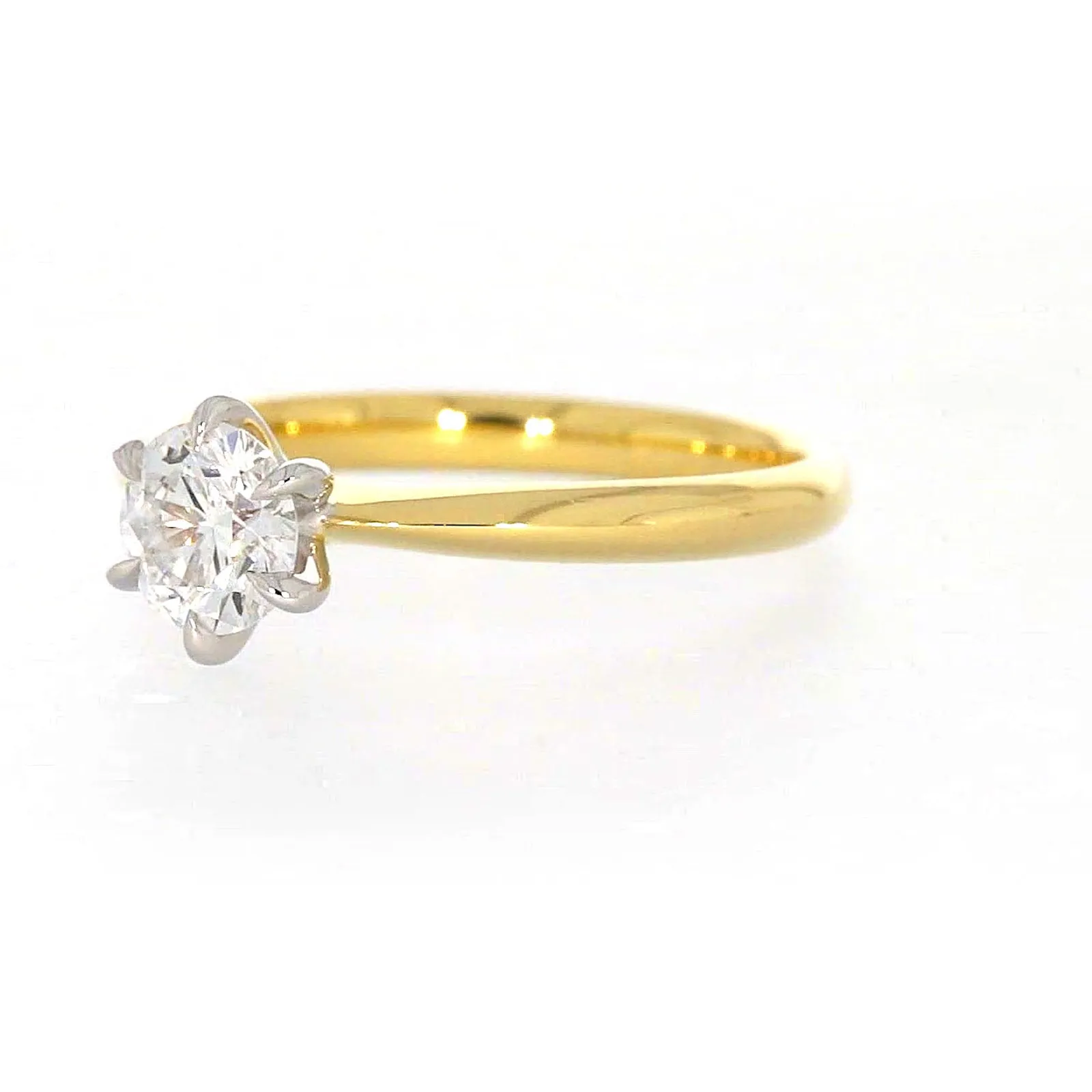 Celebration 18ct Yellow Gold Round Brilliant Cut 3/4 Carat tw of Certified Lab Grown Diamonds Ring