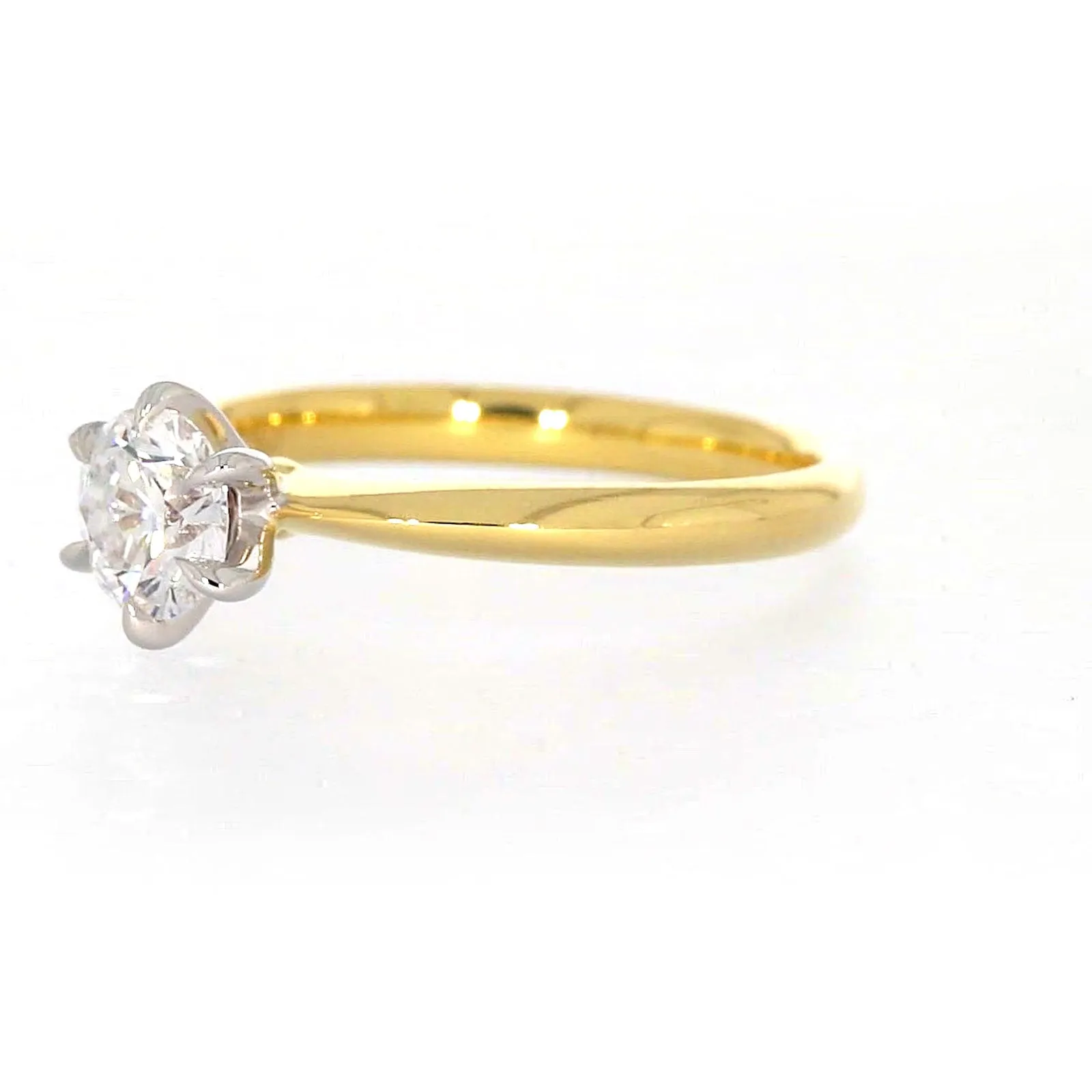 Celebration 18ct Yellow Gold Round Brilliant Cut 3/4 Carat tw of Certified Lab Grown Diamonds Ring