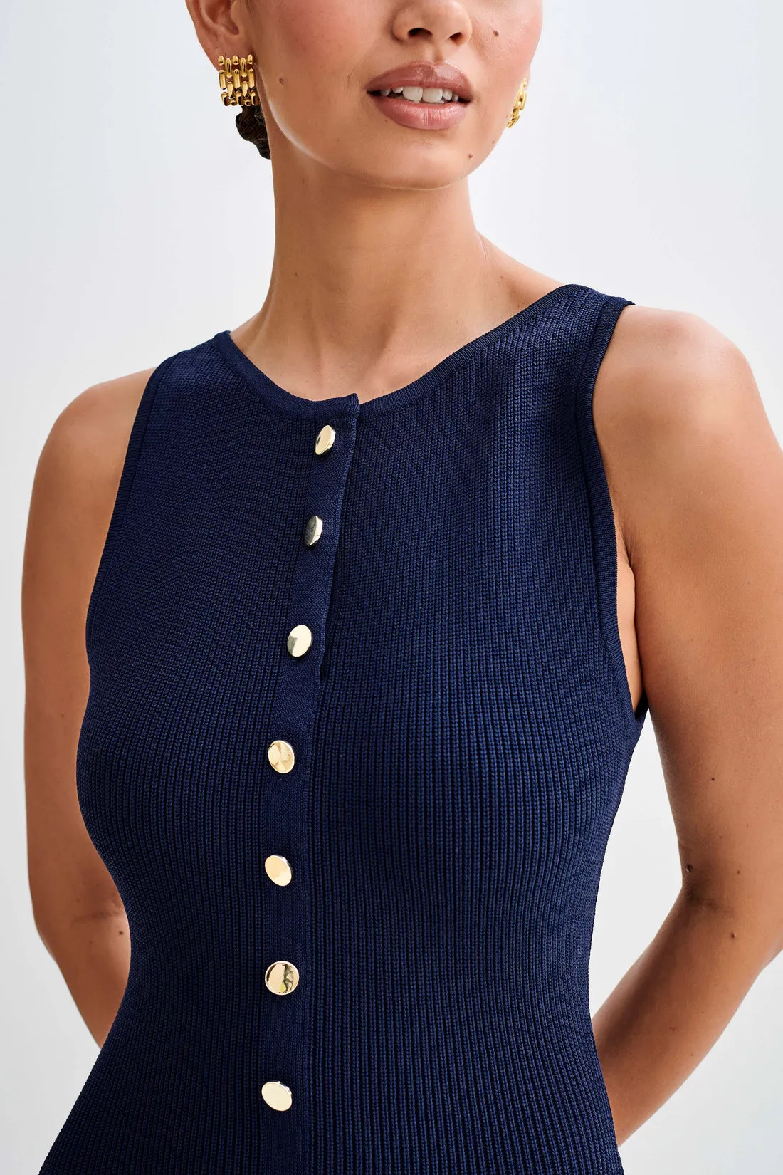 Chic Buttoned Knit Dress