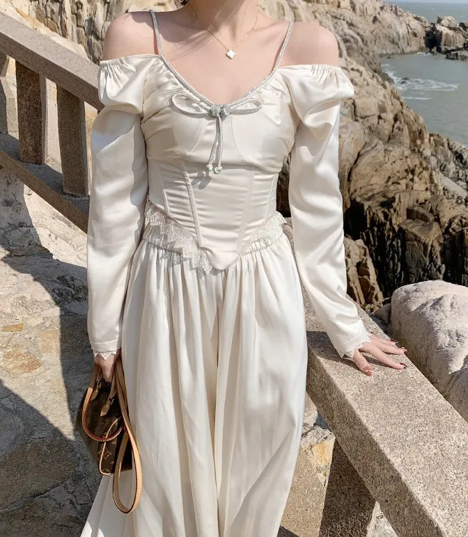 Classic Tunic Romantic Lace Stitching Chiffon Off Shoulder Strap Silver White Dress