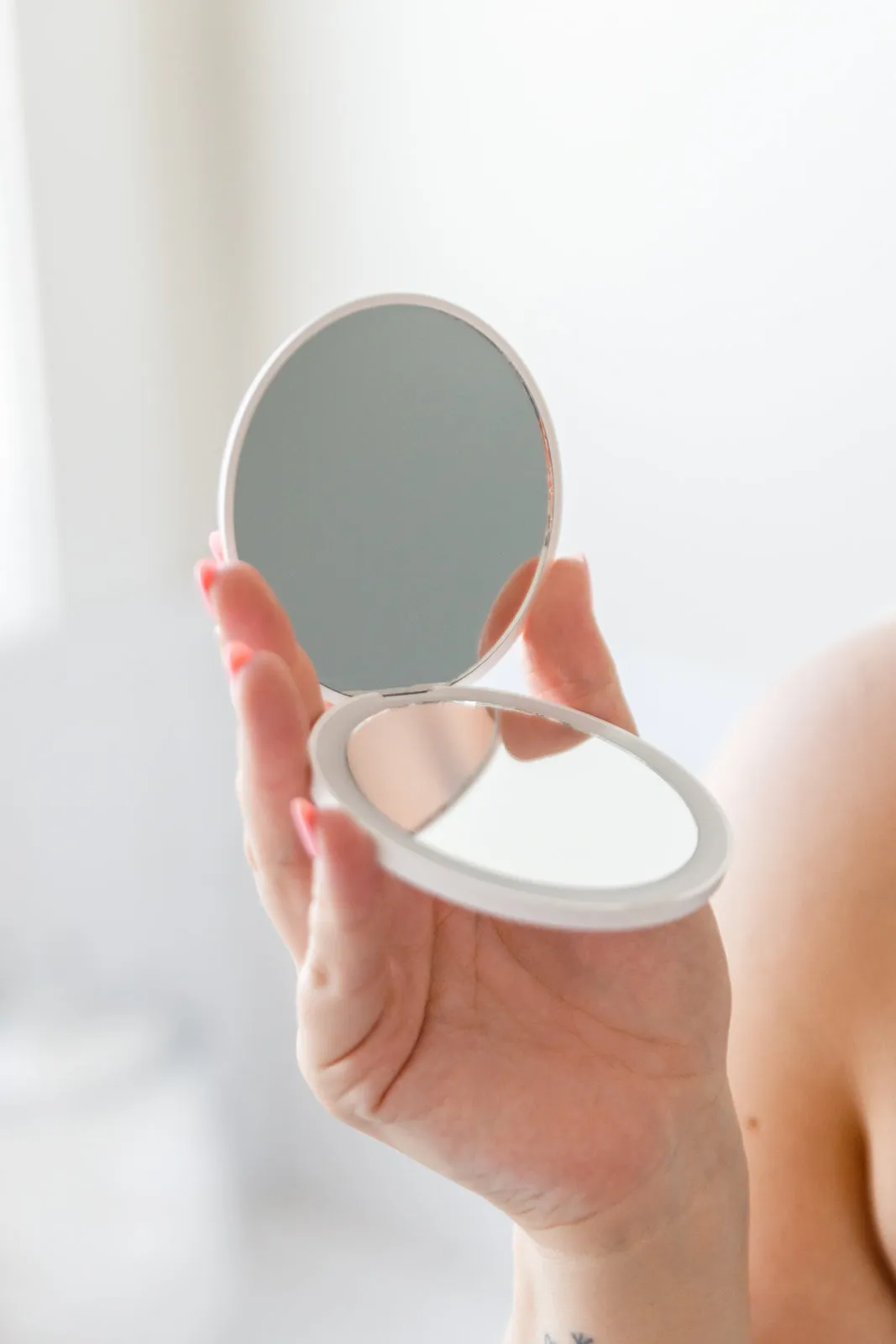 Double Take LED Compact Mirror in White