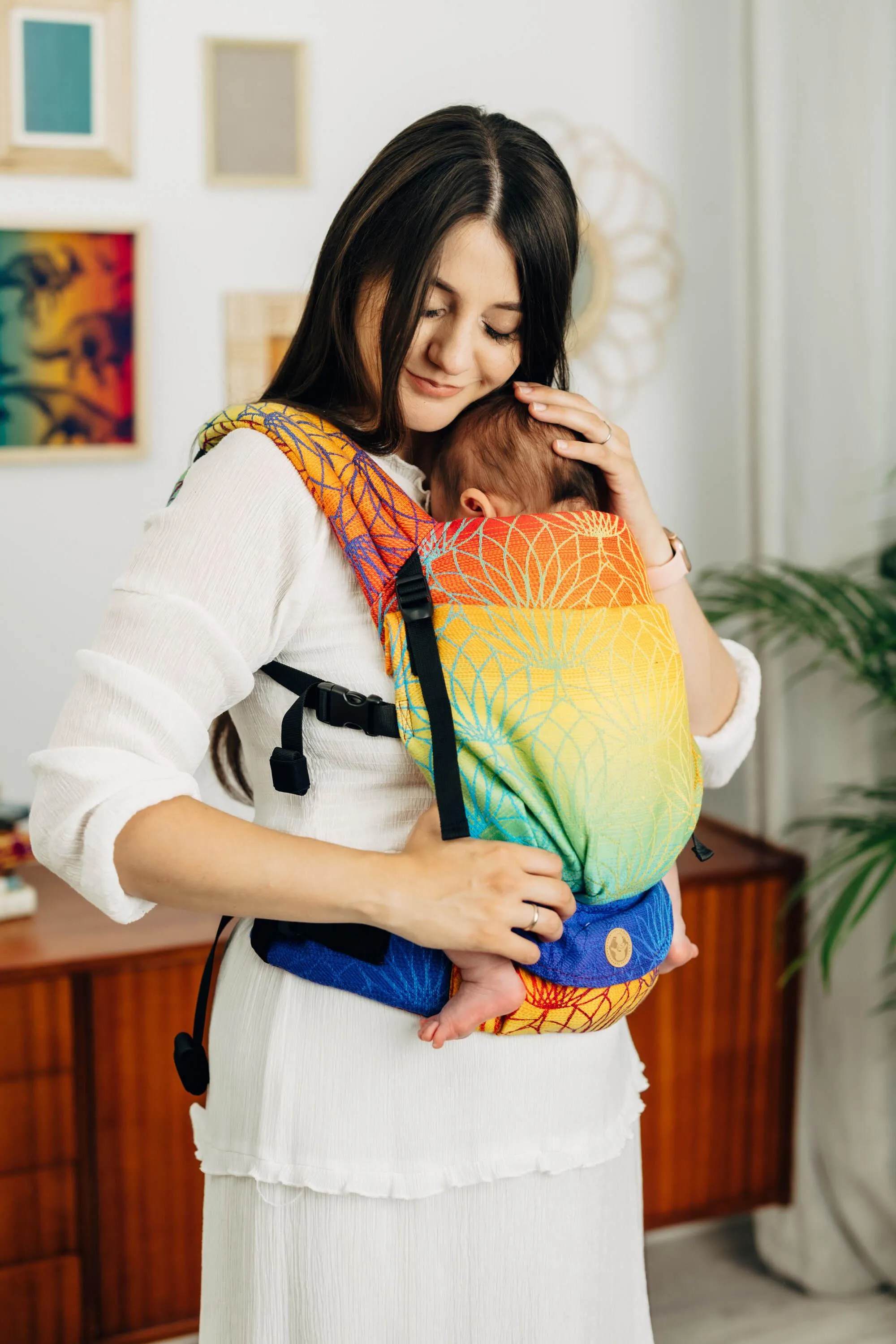 LennyLamb LennyLight Babywearing Carrier Rainbow Lotus