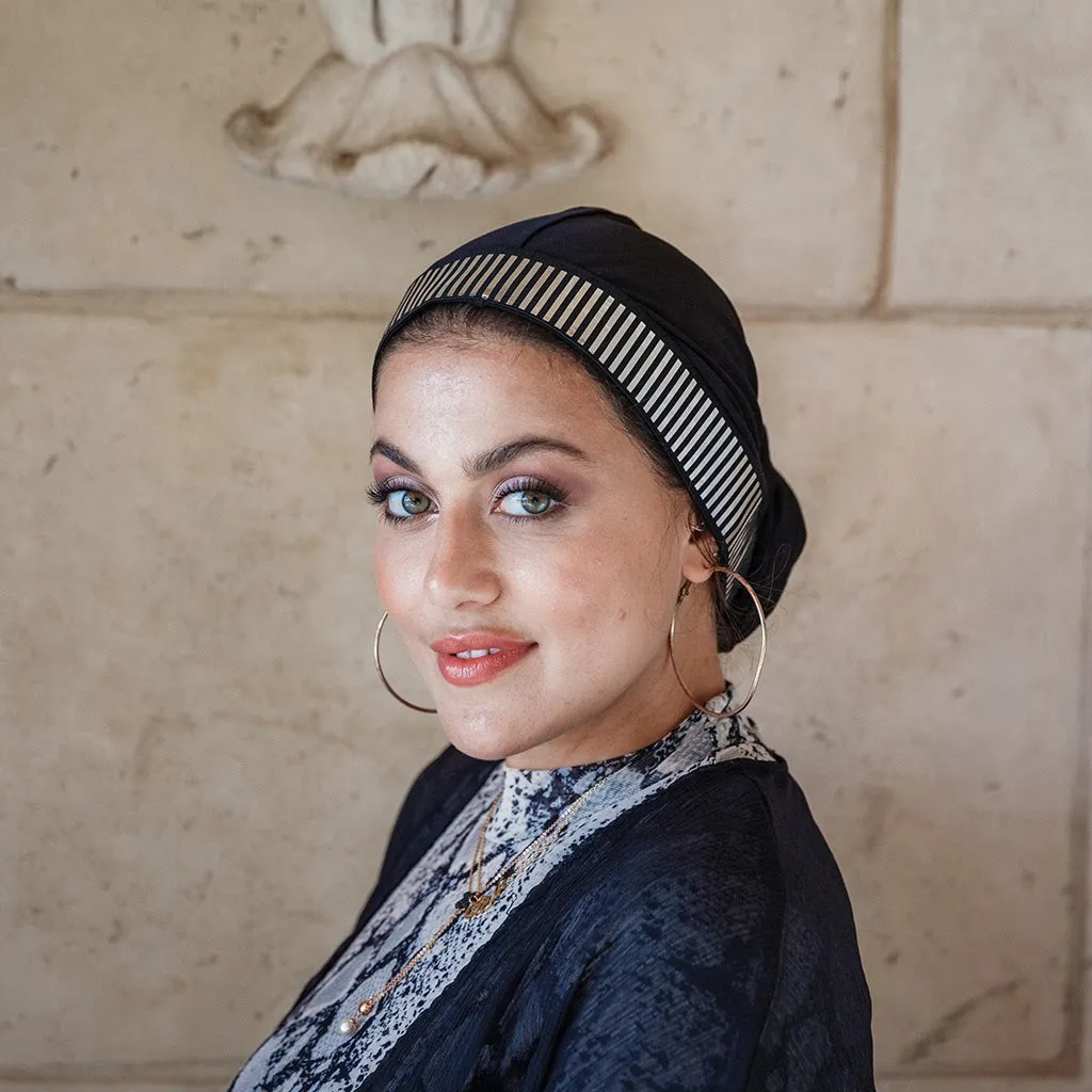 Lustrous Black Turban