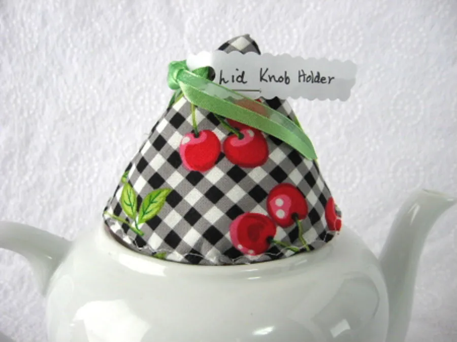 Padded Lid Knob Holder Cherries Teapot Lid Holder Green Marble Inside