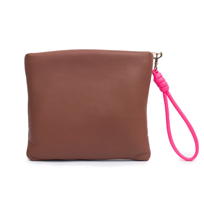 PILLOW CLUTCH | CARAMEL