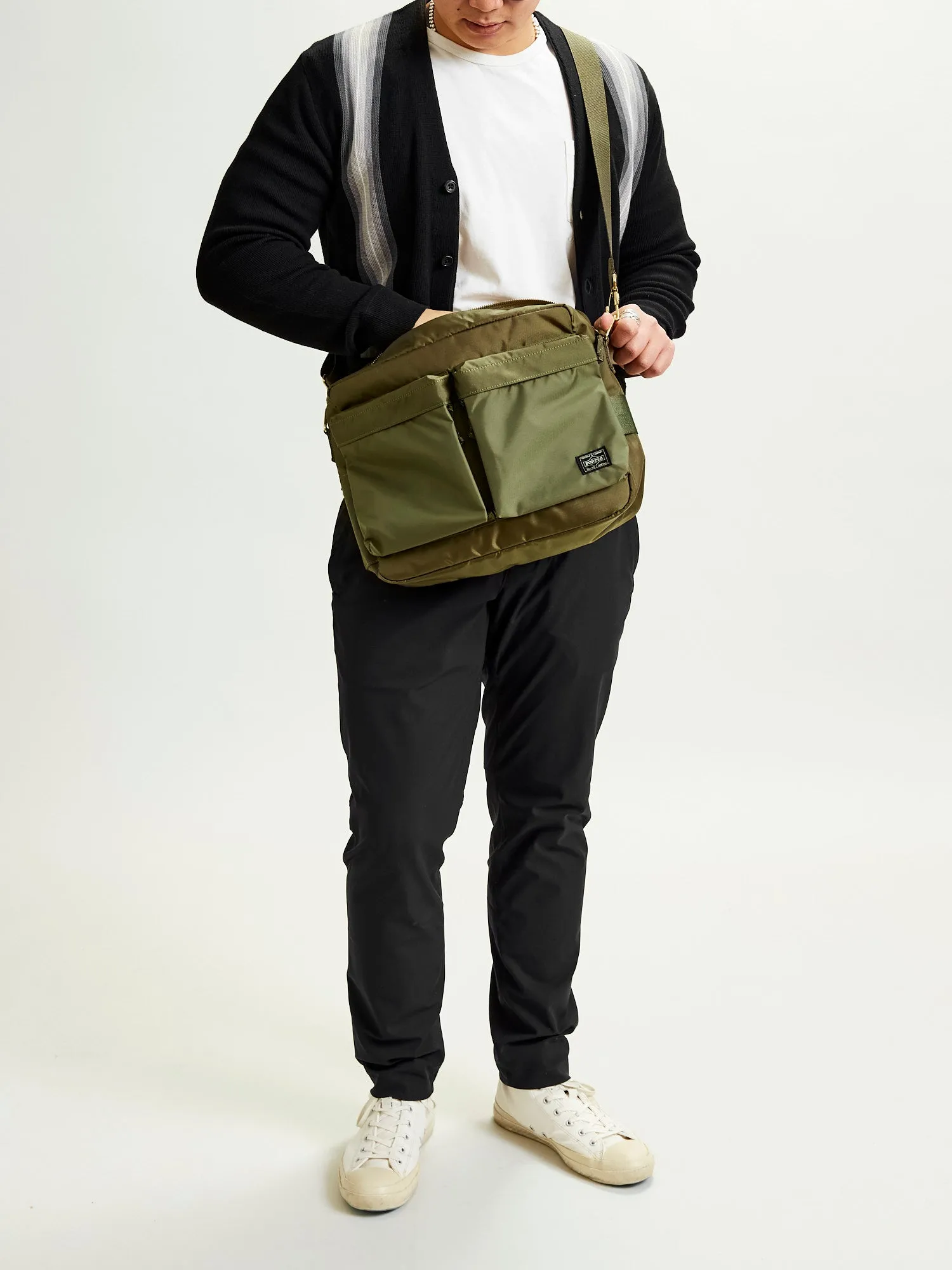 "Force" Shoulder Bag (M) in Olive Drab