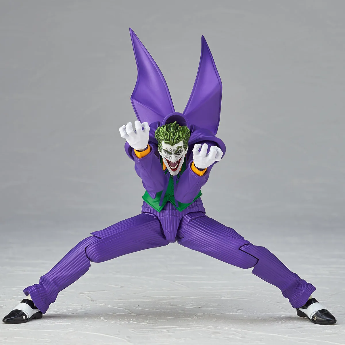 Revoltech Amazing Yamaguchi DC Heroes Joker Ver. 1.5