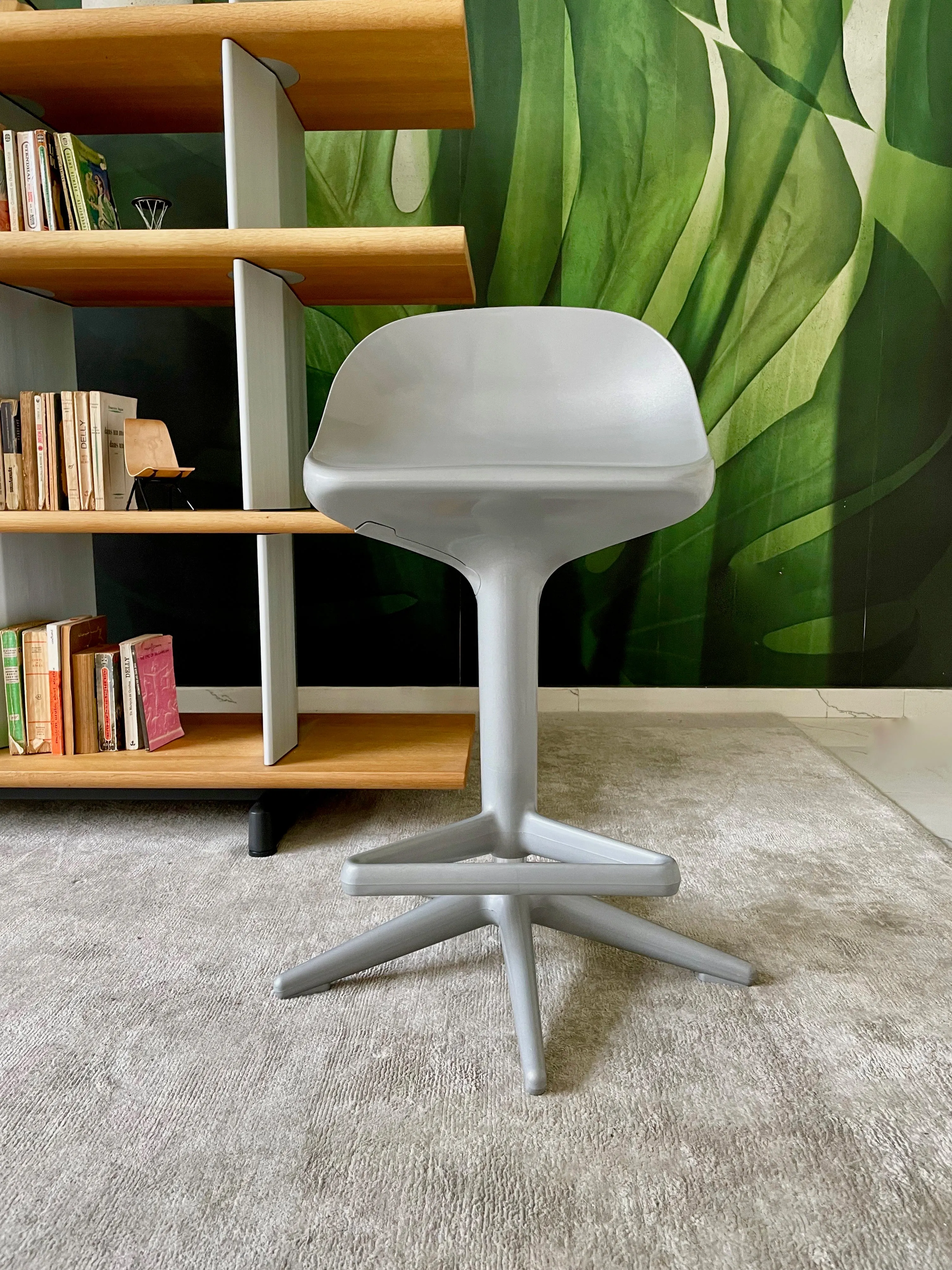 Spoon Stool Grey