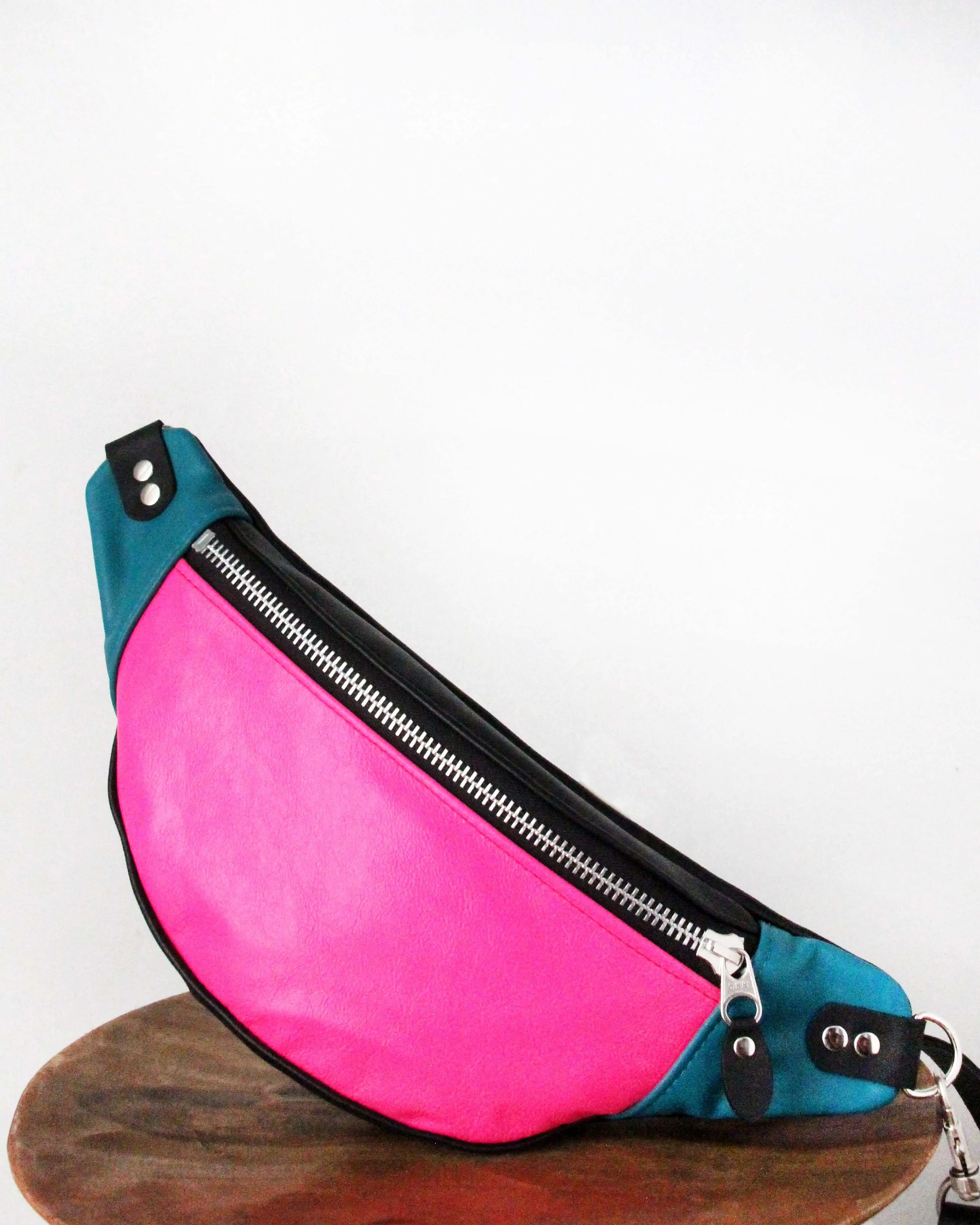 Tabitha Bag: 80s